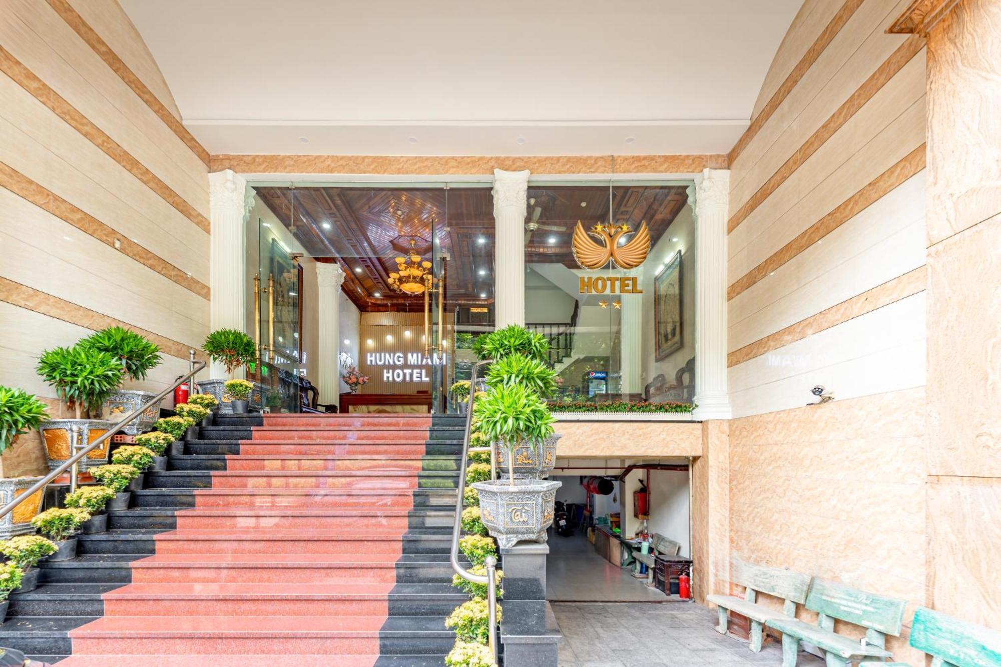 HÙNG MIAMI HOTEl - 2 SAO Ho-Chi-Minh-Stadt Exterior foto
